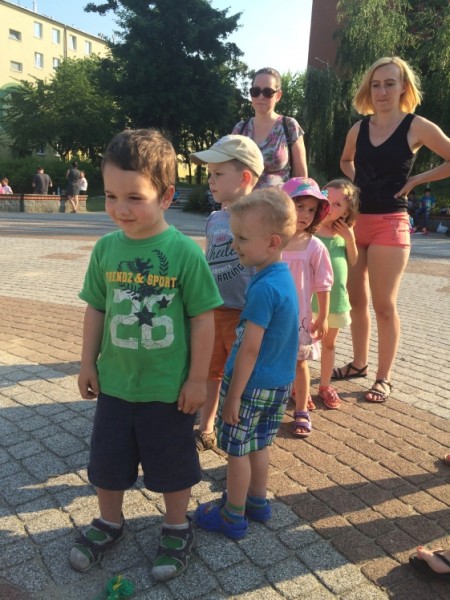 Dzieci z osiedla Kopernika bawiły się na festynie plenerowym