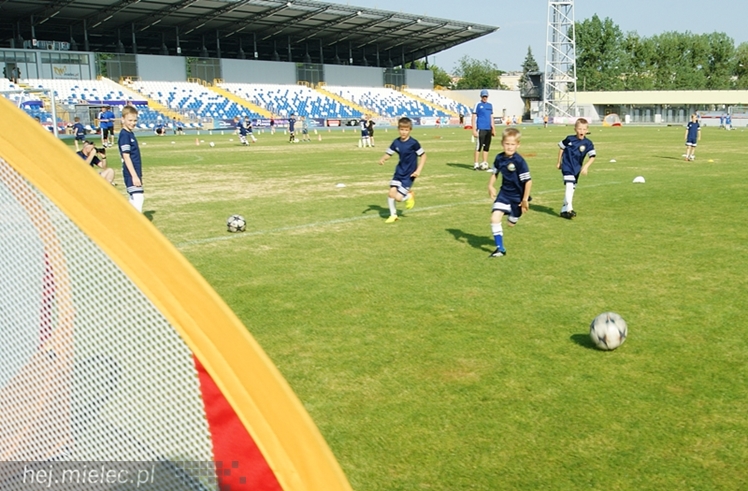 Pierwszy piłkarski Dzień Talentu przyciągnął około stu młodych mielczan