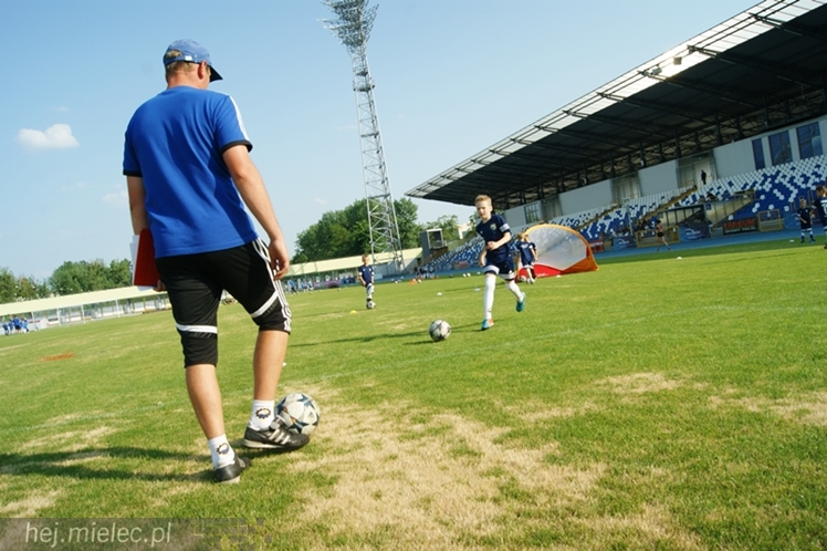 Pierwszy piłkarski Dzień Talentu przyciągnął około stu młodych mielczan