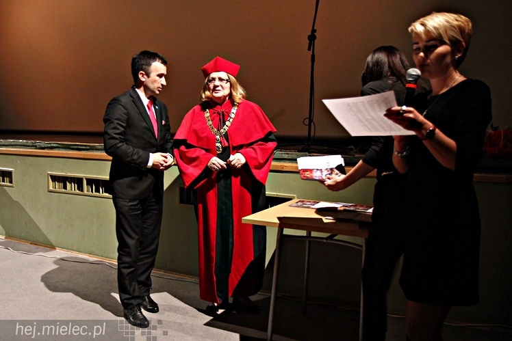 Uroczystość zakończenia roku akademickiego 2014/2015 MUD