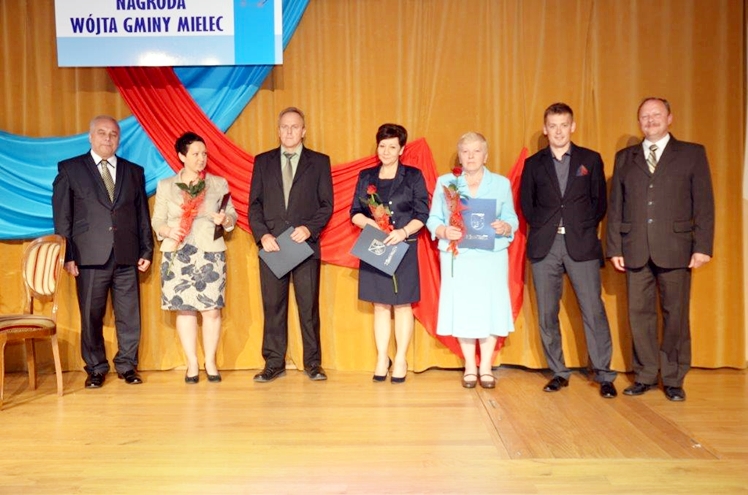 ?Wyjątkowi uczniowie? gminy Mielec nagrodzeni