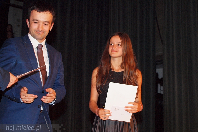 Młodzi Nieprzeciętni 2014 z nagrodami i wyróżnieniami