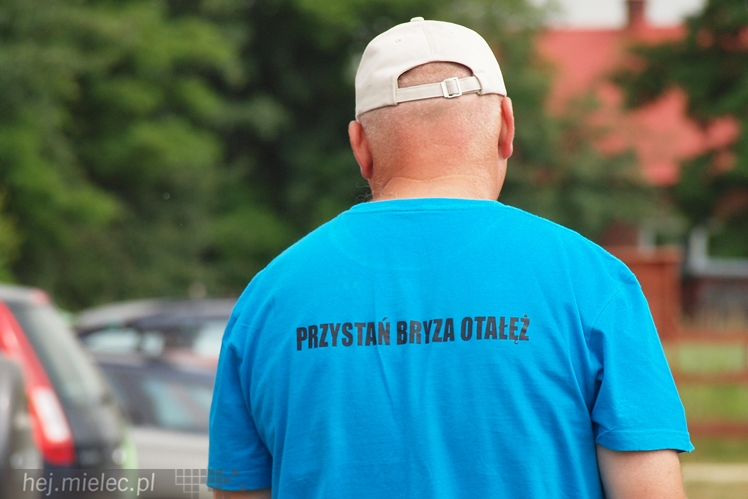 Kameralna żeglarska niedziela. Najmłodsi popłynęli w regatach