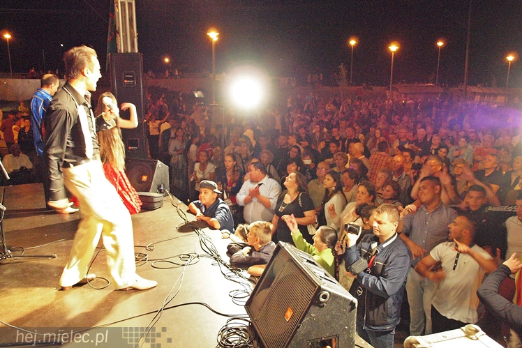 Noc Romska przyciągnęła nad Wisłokę tłumy