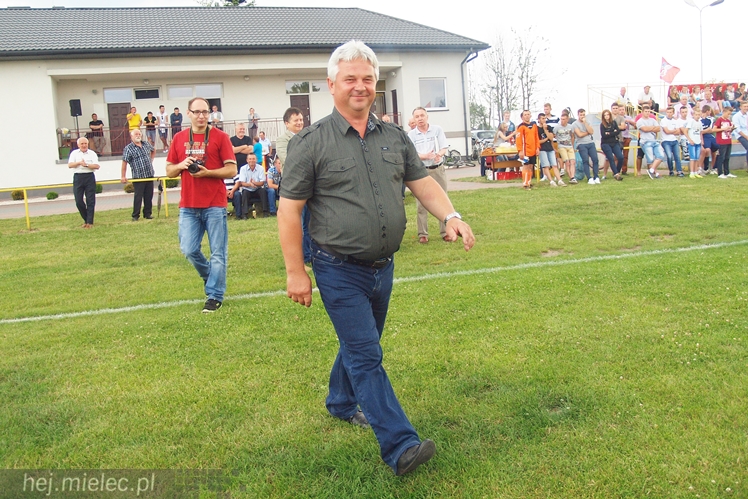 Efektowny finał PALP! Żarówka z pucharem!