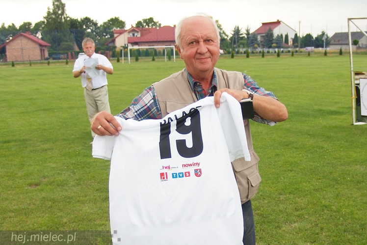 Efektowny finał PALP! Żarówka z pucharem!