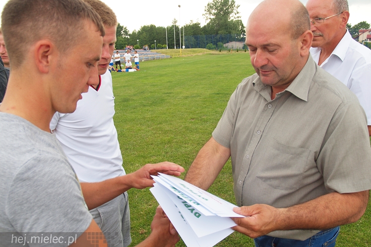 Efektowny finał PALP! Żarówka z pucharem!