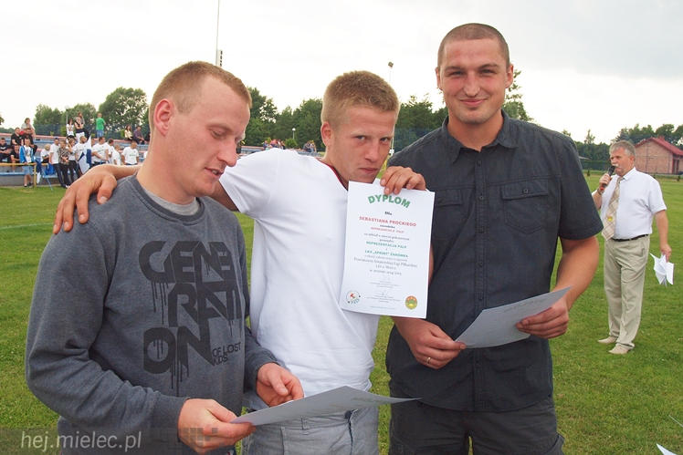 Efektowny finał PALP! Żarówka z pucharem!