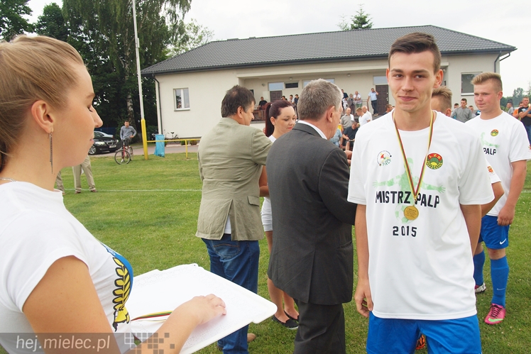 Efektowny finał PALP! Żarówka z pucharem!