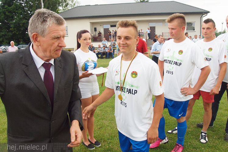Efektowny finał PALP! Żarówka z pucharem!