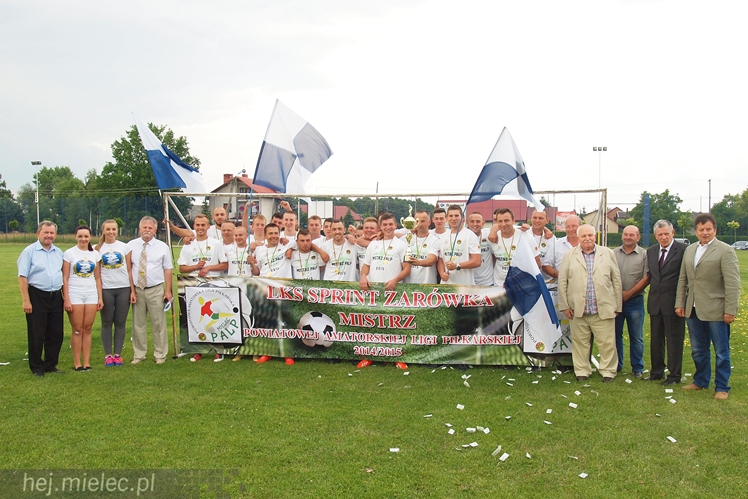Efektowny finał PALP! Żarówka z pucharem!