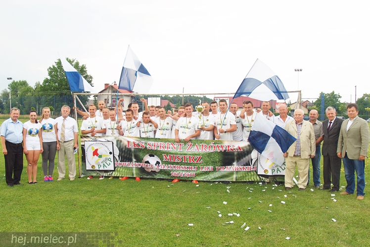 Efektowny finał PALP! Żarówka z pucharem!