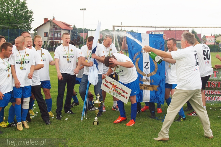 Efektowny finał PALP! Żarówka z pucharem!