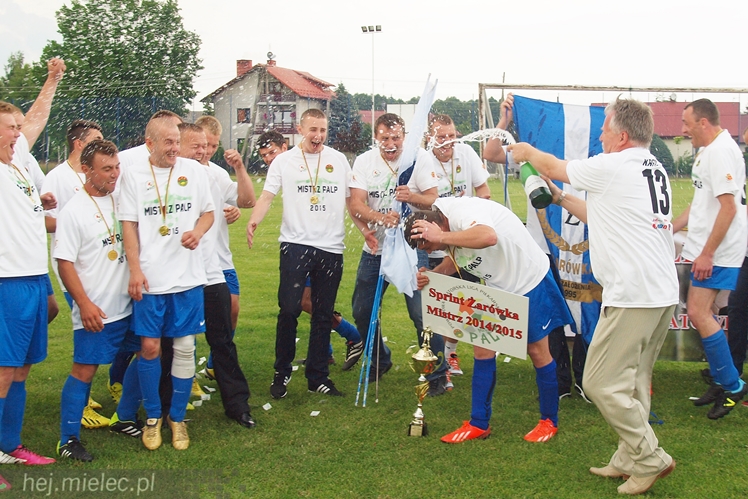 Efektowny finał PALP! Żarówka z pucharem!