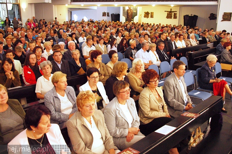 Trzech Tenorów wprawiło w zadumę by na koniec rozbawić