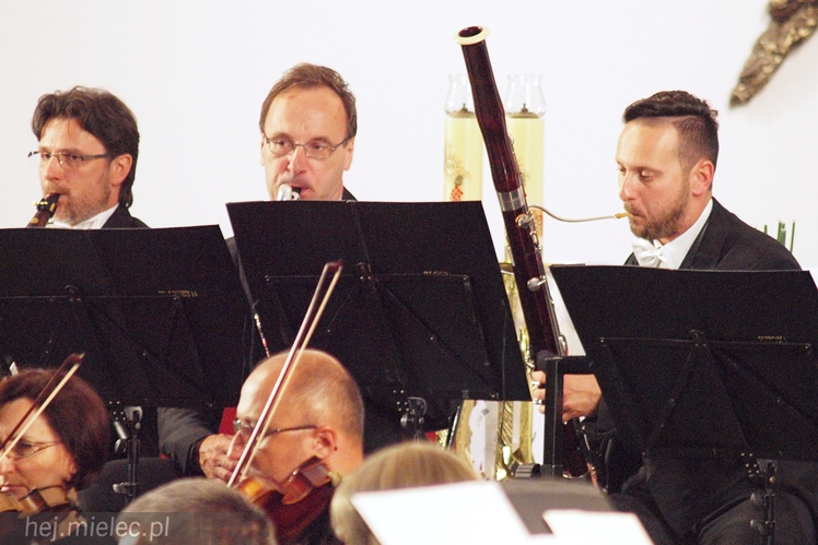 Trzech Tenorów wprawiło w zadumę by na koniec rozbawić