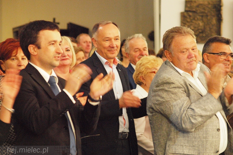 Trzech Tenorów wprawiło w zadumę by na koniec rozbawić