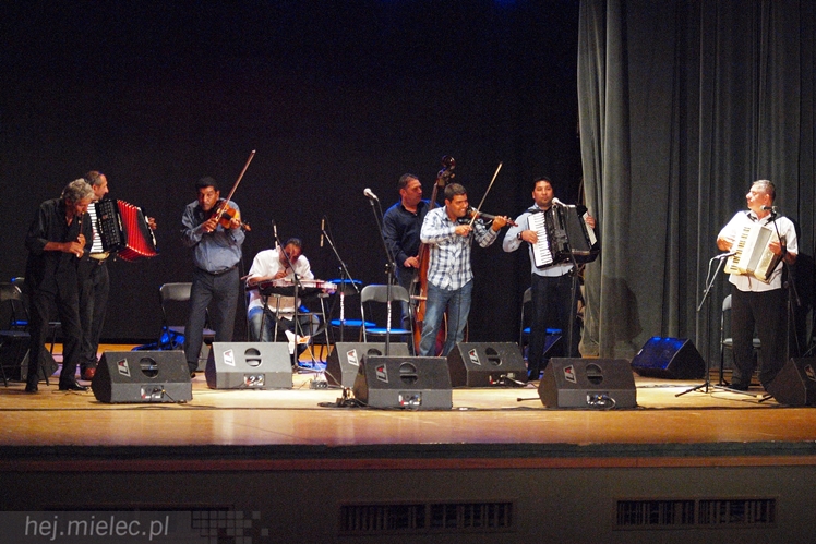 Jedyny koncert w Polsce! Taraf de Haidouks zagrali w Mielcu!