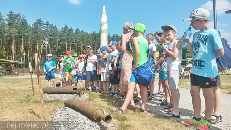 Wakacje z Akademią Piłkarską FKS Stal Mielec