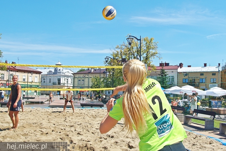 Siatkarska inauguracja rynkowych weekendów