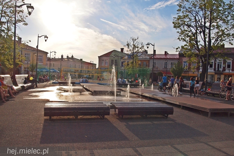 Siatkarska inauguracja rynkowych weekendów