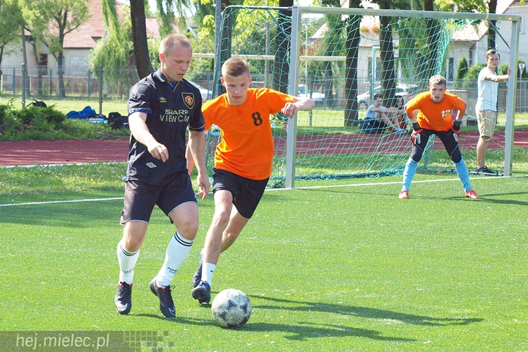 W Mielec Cup zagrało 320 zawodników