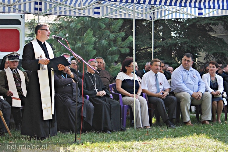 38. Rzeszowska Piesza Pielgrzymka na Jasną Górę przeszła drogami powiatu mieleckiego