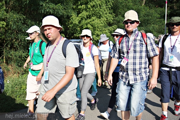 38. Rzeszowska Piesza Pielgrzymka na Jasną Górę przeszła drogami powiatu mieleckiego