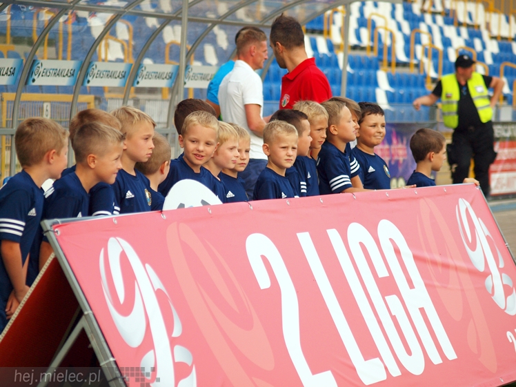 2 liga: FKS STAL MIELEC - MKS Puszcza Niepołomice 2:1