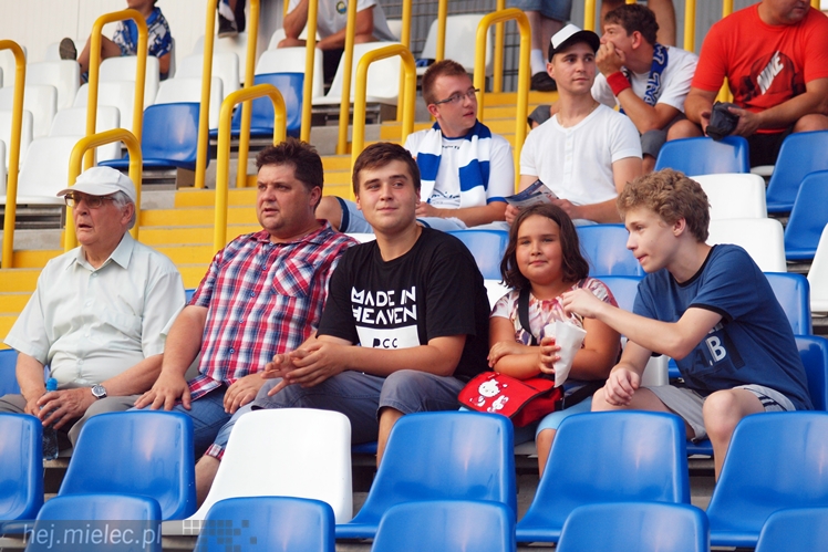 2 liga: FKS STAL MIELEC - MKS Puszcza Niepołomice 2:1
