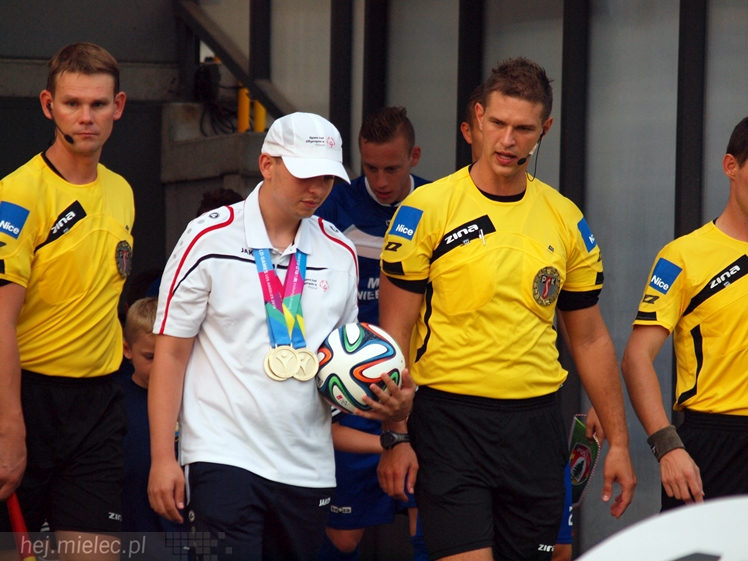 2 liga: FKS STAL MIELEC - MKS Puszcza Niepołomice 2:1