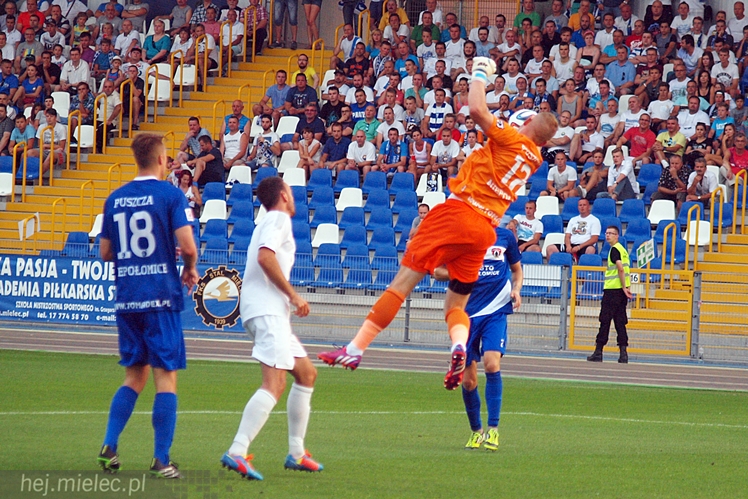 2 liga: FKS STAL MIELEC - MKS Puszcza Niepołomice 2:1