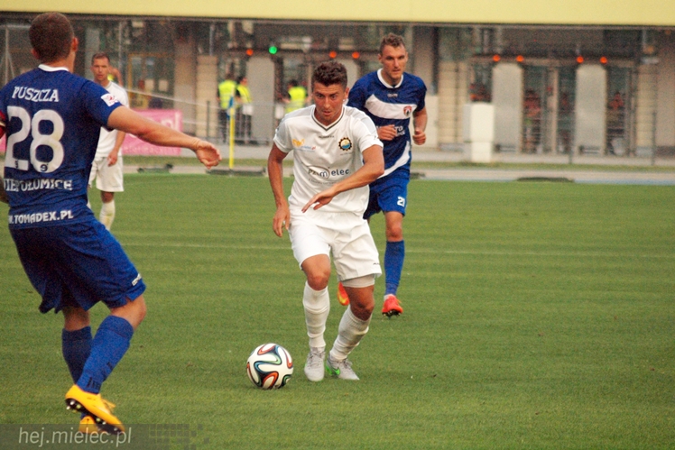 2 liga: FKS STAL MIELEC - MKS Puszcza Niepołomice 2:1