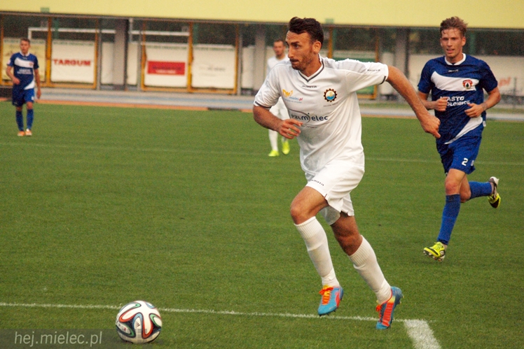2 liga: FKS STAL MIELEC - MKS Puszcza Niepołomice 2:1