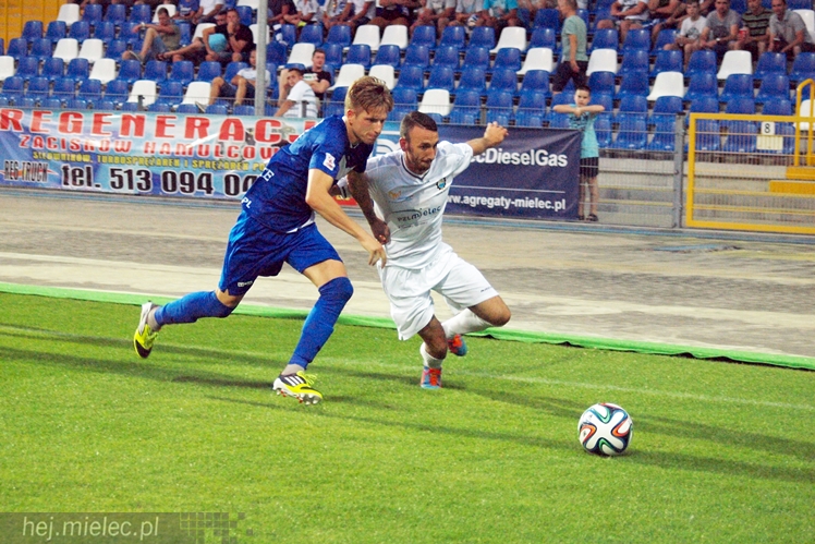 2 liga: FKS STAL MIELEC - MKS Puszcza Niepołomice 2:1