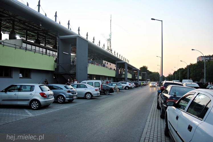 Wokół ekstraklasy na Stadionie Miejskim w Mielcu