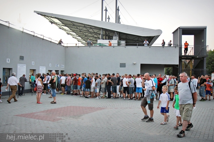 Wokół ekstraklasy na Stadionie Miejskim w Mielcu