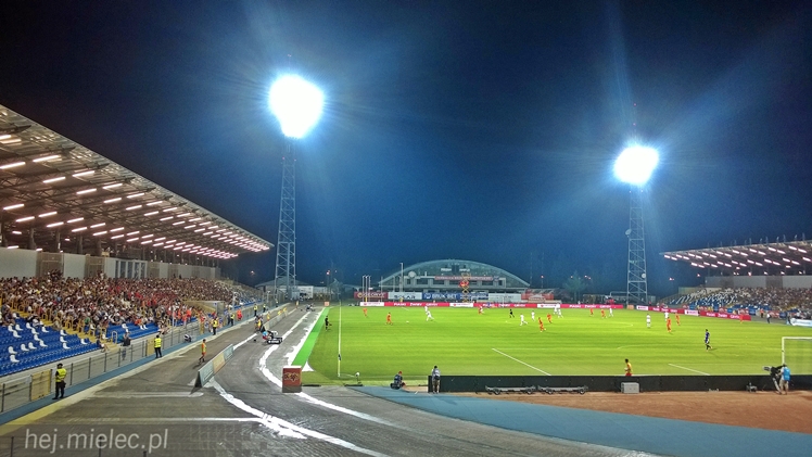 Wokół ekstraklasy na Stadionie Miejskim w Mielcu