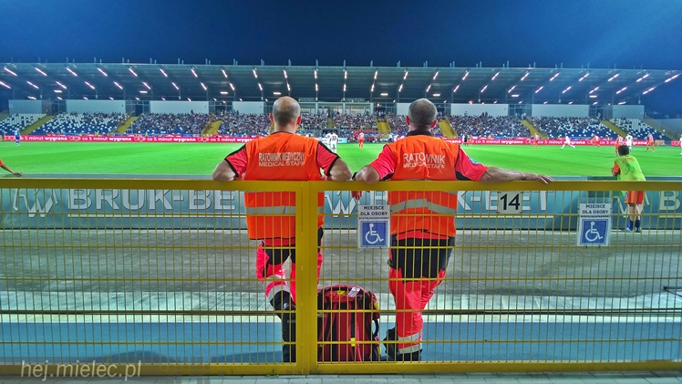 Wokół ekstraklasy na Stadionie Miejskim w Mielcu