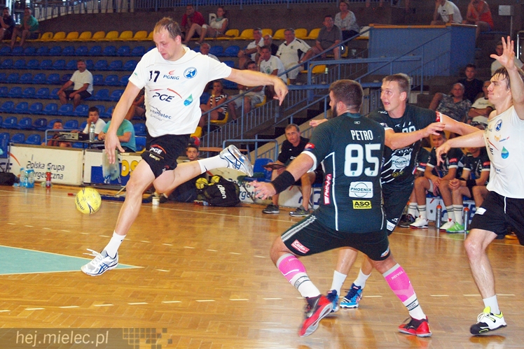 Twardy sparingowy bój PGE Stali Mielec z Presovem
