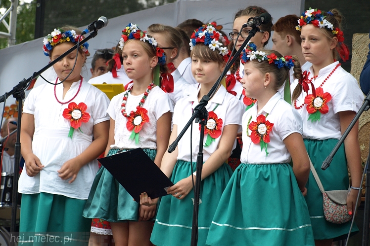 Dożynki 16 sierpnia 2015 roku w gminie Tuszów Narodowy
