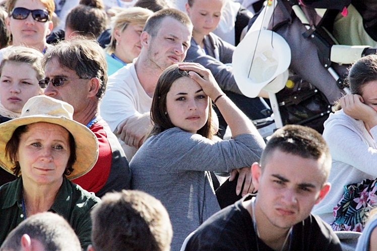 Piąty dzień Pieszej Pielgrzymki Tarnowskiej czasem adoracji Najświętszego Sakramentu