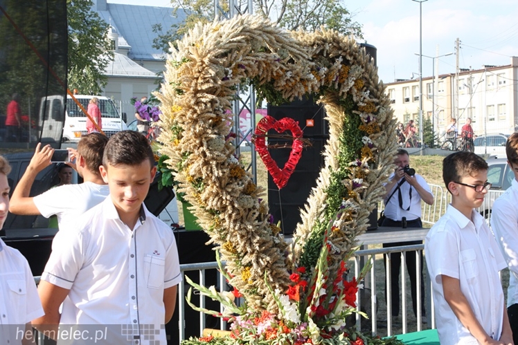 Dożynki Powiatu Mieleckiego 2015