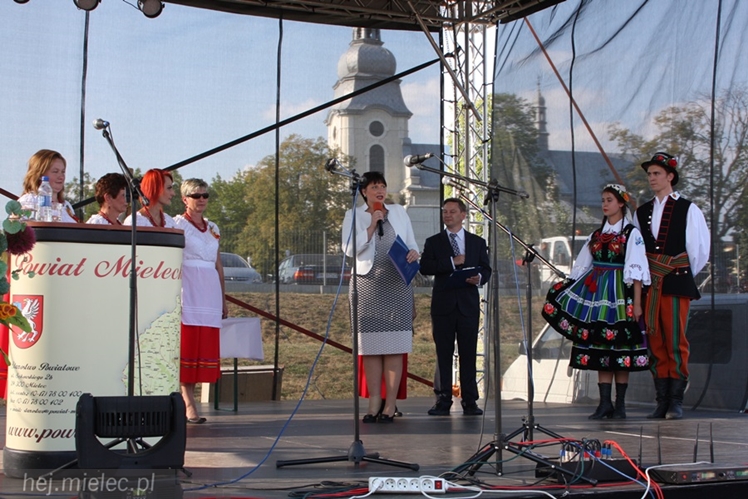 Dożynki Powiatu Mieleckiego 2015
