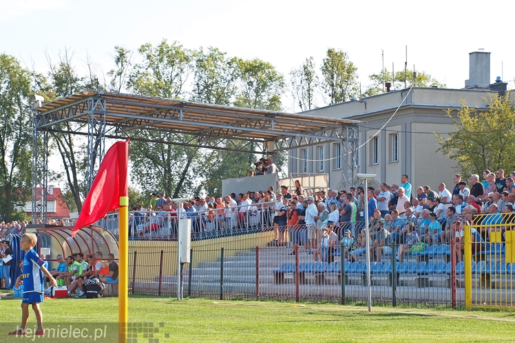 Mecz o pozycję lidera 2 ligi