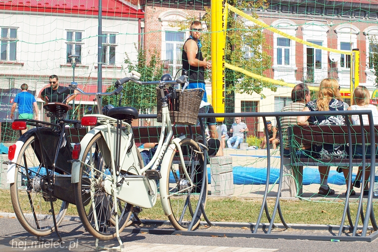 Spontaniczny turniej siatkówki