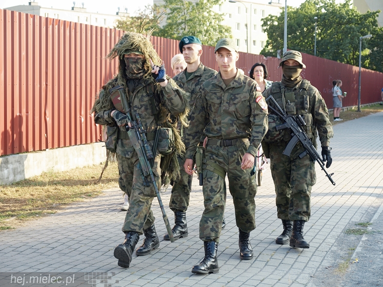 Dni Mielca 2015: The Gate, Comedy Menshow, stoiska