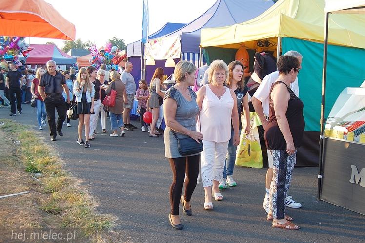 Dni Mielca 2015: The Gate, Comedy Menshow, stoiska