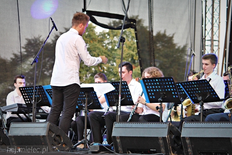 Dni Mielca 2015: koncerty Senior Show, Inity Sounds, Mielecka Orkiestra Dęta, Big Band SCK