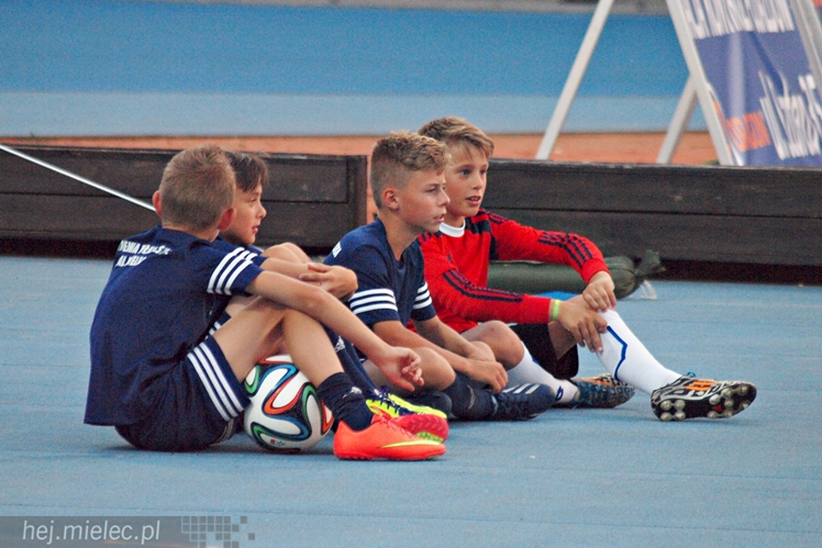 2 liga: FKS STAL MIELEC - KP Błękitni Stargard Szczeciński